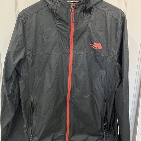 The North Face Windbreaker - Men's small - Picture 6 of 6